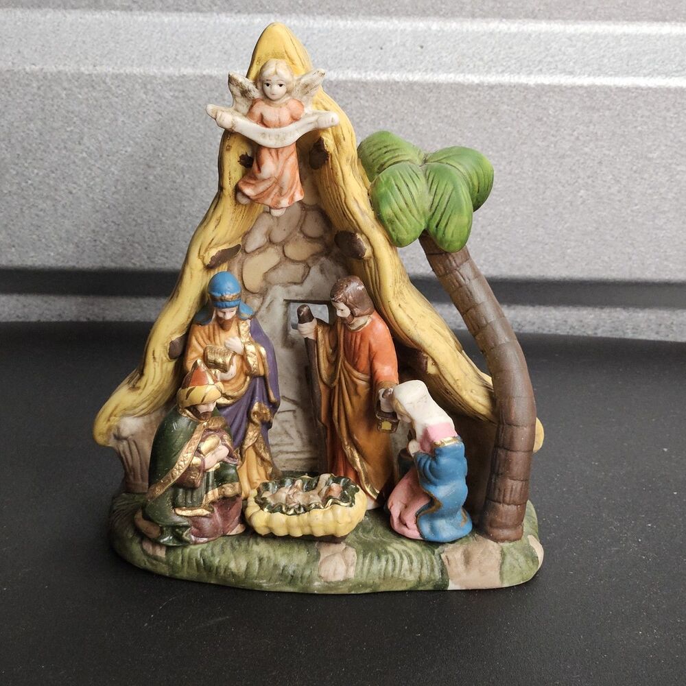 Vintage Ceramic Nativity Set 7 Pc Christmas Collection Manger Scene w/ Box Hand
